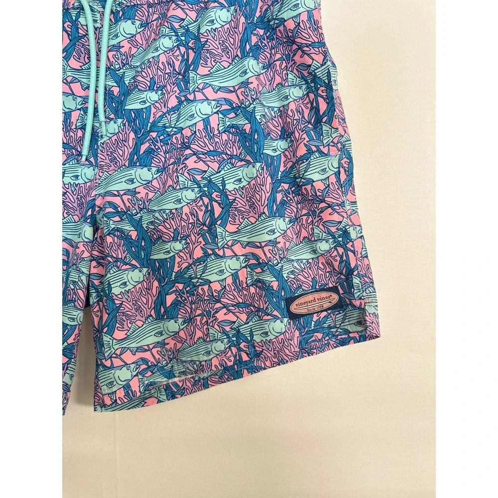 Vineyard Vines • Men's Chappy Swim Trunk Short Size‎ M Coral Fish Print Neon
